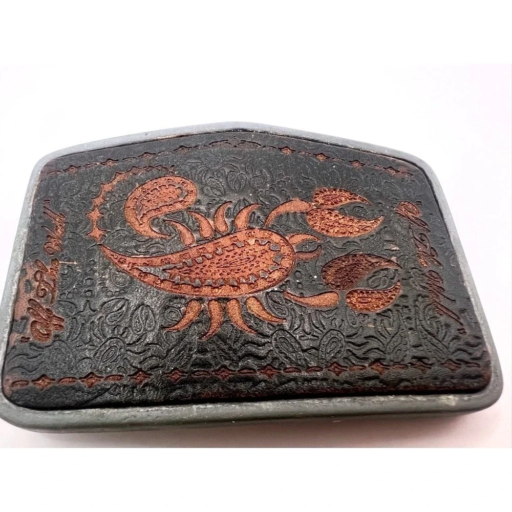 Vintage Belt Buckle Off the Wall Mens Black Brown Scorpion Paisley Tooled Look‎